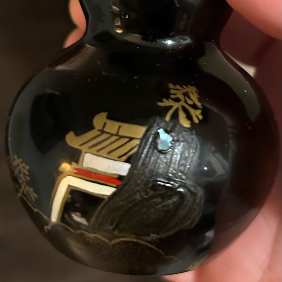 1 Vintage Japanese Hand painted Dove S&P shakers. Can be used for Cinnamon or…. - Picture 4 of 9